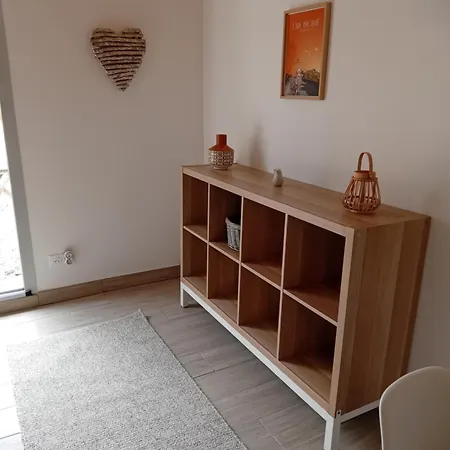 Le Grenadier Apartman *